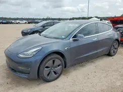 5YJ3E1EA3JF033938 2018 TESLA MODEL 3