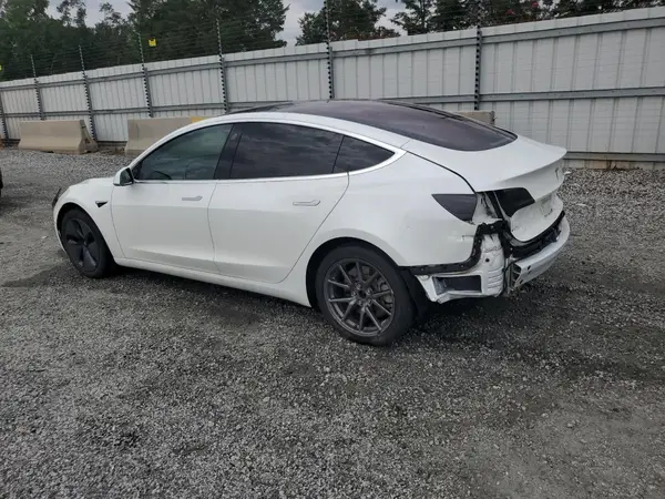 5YJ3E1EA3JF035320 2018 TESLA MODEL 3 - Image 2