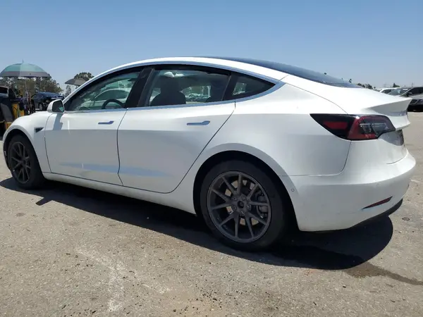 5YJ3E1EA3JF035480 2018 TESLA MODEL 3 - Image 2