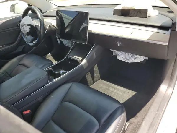 5YJ3E1EA3JF035480 2018 TESLA MODEL 3 - Image 8