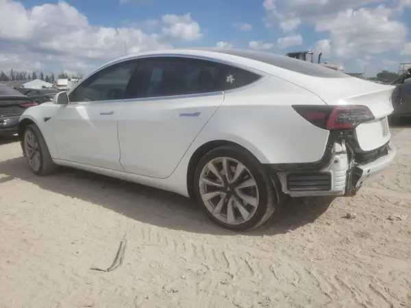 5YJ3E1EA3JF035981 2018 TESLA MODEL 3 - Image 2