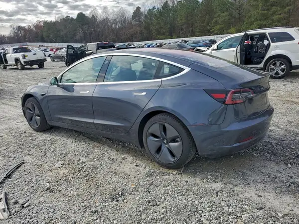 5YJ3E1EA3JF036600 2018 TESLA MODEL 3 - Image 2