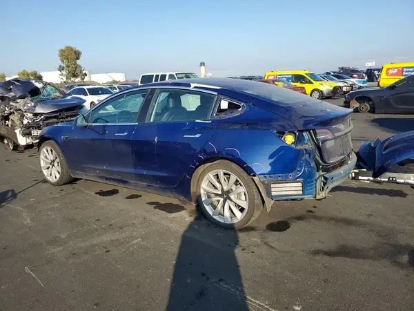 5YJ3E1EA3JF036886 2018 TESLA MODEL 3 - Image 2