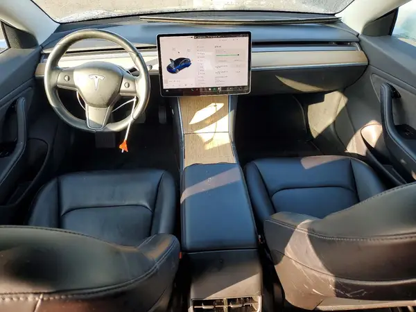 5YJ3E1EA3JF036886 2018 TESLA MODEL 3 - Image 8