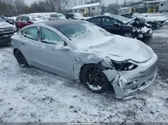 5YJ3E1EA3JF037455 2018 TESLA MODEL 3
