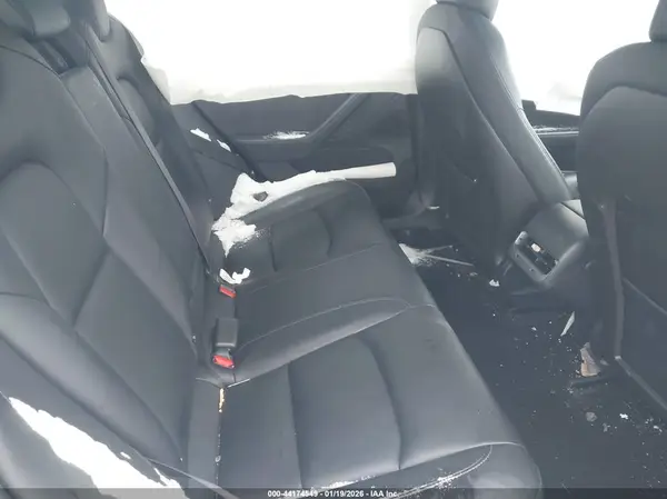 5YJ3E1EA3JF037455 2018 TESLA MODEL 3 - Image 8
