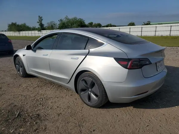 5YJ3E1EA3JF037536 2018 TESLA MODEL 3 - Image 2