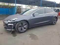 5YJ3E1EA3JF038623 2018 TESLA MODEL 3