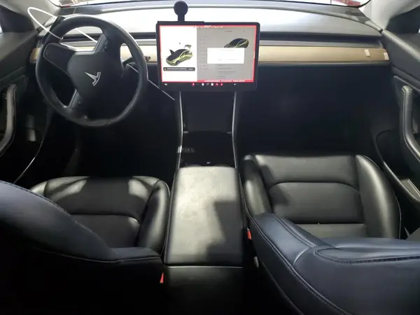 5YJ3E1EA3JF039819 2018 TESLA MODEL 3 - Image 8