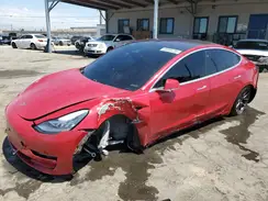 5YJ3E1EA3JF040212 2018 TESLA MODEL 3