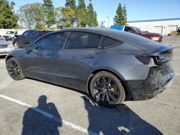 5YJ3E1EA3JF042655 2018 TESLA MODEL 3 - Image 2