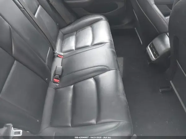 5YJ3E1EA3JF043529 2018 TESLA MODEL 3 - Image 8