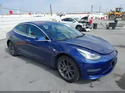 5YJ3E1EA3JF044857 2018 TESLA MODEL 3