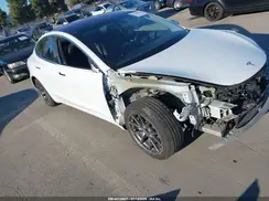 5YJ3E1EA3JF045488 2018 TESLA MODEL 3