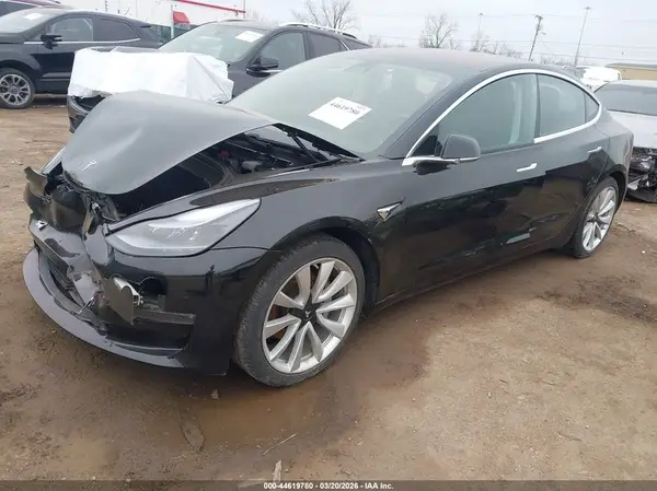5YJ3E1EA3JF046396 2018 TESLA MODEL 3 - Image 2