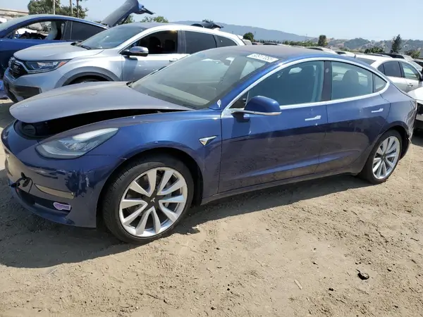 5YJ3E1EA3JF046947 2018 TESLA MODEL 3 - Image 1
