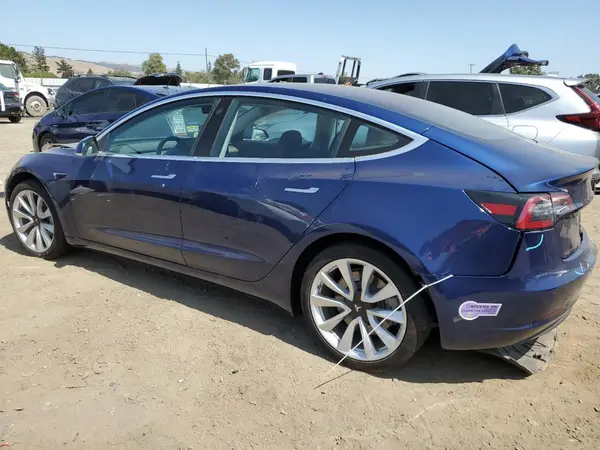 5YJ3E1EA3JF046947 2018 TESLA MODEL 3 - Image 2