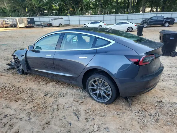 5YJ3E1EA3JF047600 2018 TESLA MODEL 3 - Image 2