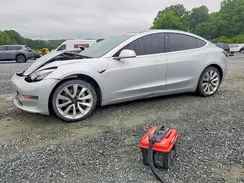 5YJ3E1EA3JF050013 2018 TESLA MODEL 3
