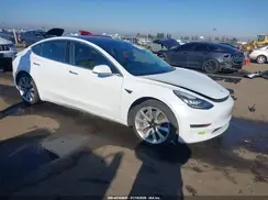 5YJ3E1EA3JF050383 2018 TESLA MODEL 3