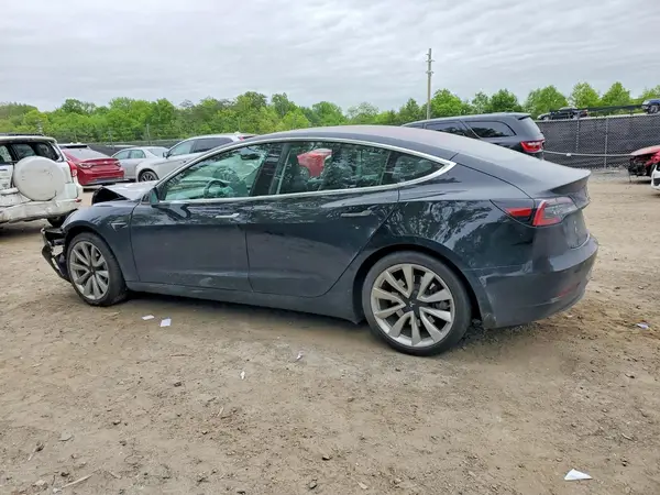 5YJ3E1EA3JF050481 2018 TESLA MODEL 3 - Image 2