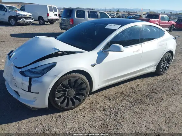 5YJ3E1EA3JF050819 2018 TESLA MODEL 3 - Image 2