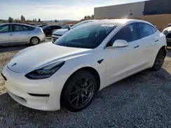 5YJ3E1EA3JF050948 2018 TESLA MODEL 3