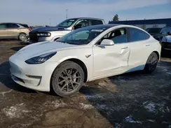 5YJ3E1EA3JF052182 2018 TESLA MODEL 3