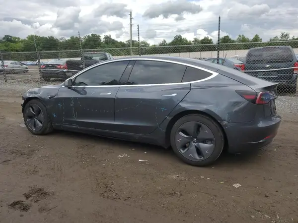 5YJ3E1EA3JF052716 2018 TESLA MODEL 3 - Image 2