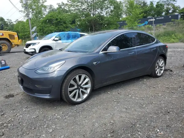 5YJ3E1EA3JF052831 2018 TESLA MODEL 3 - Image 1