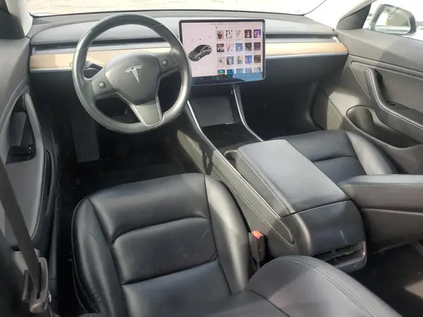 5YJ3E1EA3JF053638 2018 TESLA MODEL 3 - Image 8