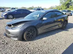 5YJ3E1EA3JF056863 2018 TESLA MODEL 3