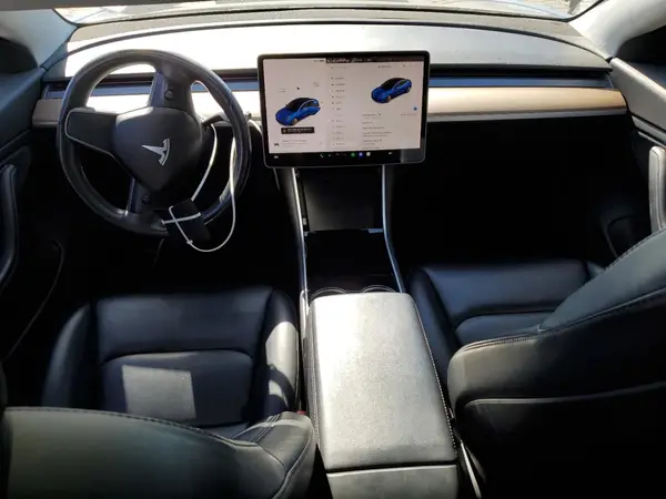 5YJ3E1EA3JF060069 2018 TESLA MODEL 3 - Image 8