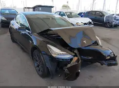 5YJ3E1EA3JF070262 2018 TESLA MODEL 3