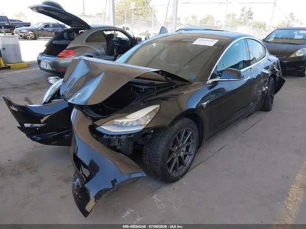 5YJ3E1EA3JF070262 2018 TESLA MODEL 3 - Image 2