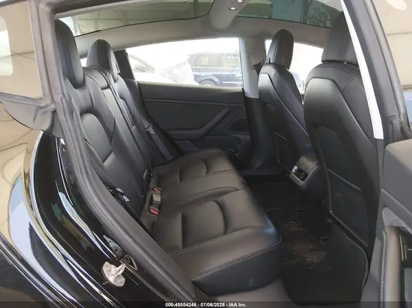 5YJ3E1EA3JF070262 2018 TESLA MODEL 3 - Image 8