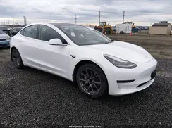 5YJ3E1EA3JF076174 2018 TESLA MODEL 3