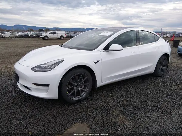 5YJ3E1EA3JF076174 2018 TESLA MODEL 3 - Image 2