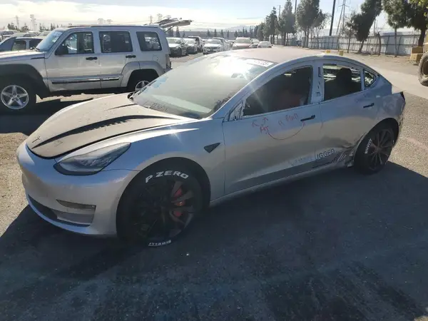 5YJ3E1EA3JF077289 2018 TESLA MODEL 3 - Image 1