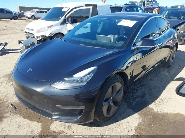 5YJ3E1EA3JF089118 2018 TESLA MODEL 3 - Image 2