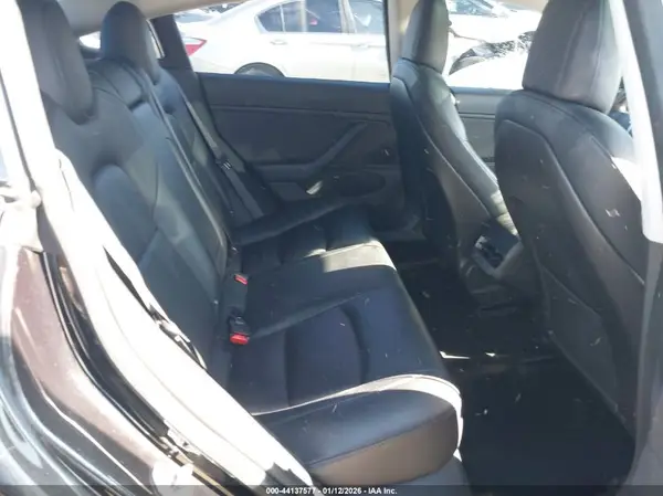 5YJ3E1EA3JF089118 2018 TESLA MODEL 3 - Image 8