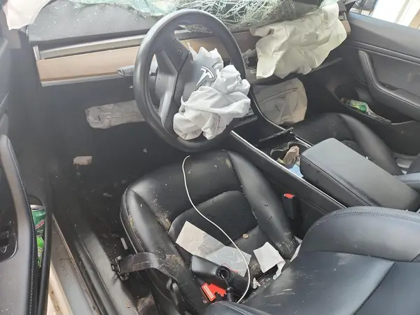 5YJ3E1EA3JF098787 2018 TESLA MODEL 3 - Image 8