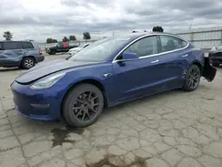 5YJ3E1EA3JF102384 2018 TESLA MODEL 3