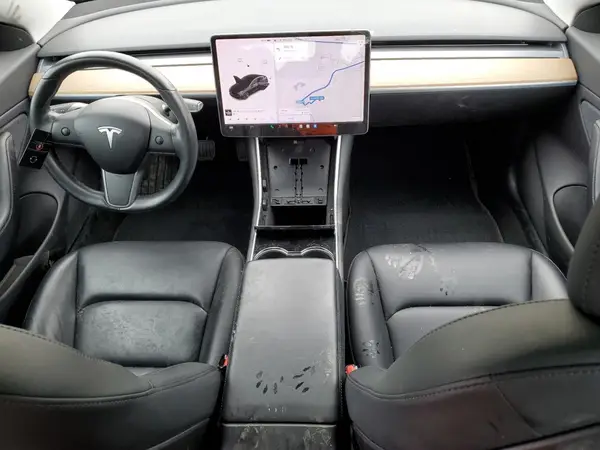 5YJ3E1EA3JF108329 2018 TESLA MODEL 3 - Image 8