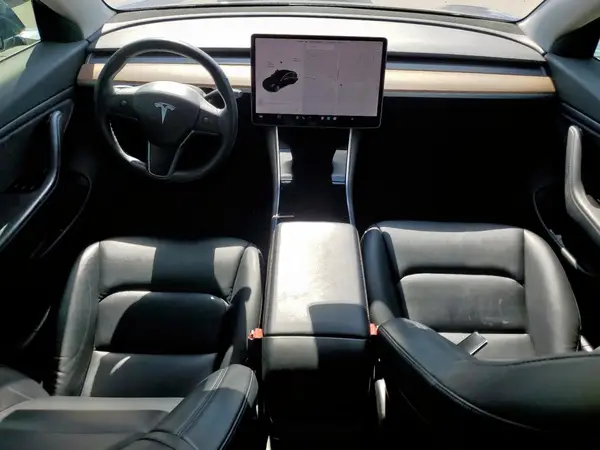 5YJ3E1EA3JF108945 2018 TESLA MODEL 3 - Image 8