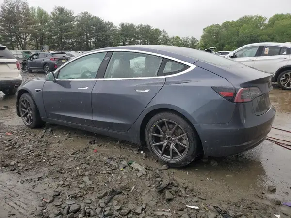 5YJ3E1EA3JF124014 2018 TESLA MODEL 3 - Image 2