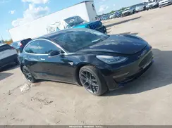 5YJ3E1EA3JF135823 2018 TESLA MODEL 3