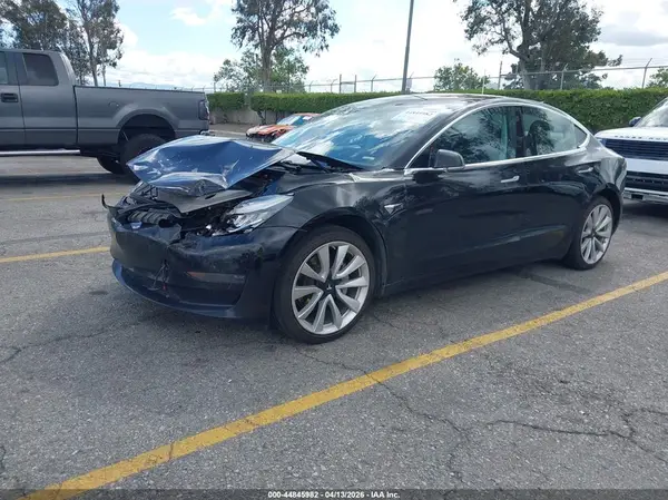 5YJ3E1EA3JF148541 2018 TESLA MODEL 3 - Image 2