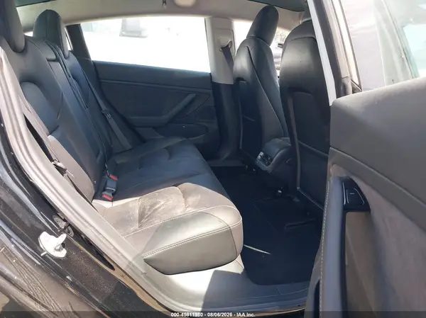 5YJ3E1EA3JF151682 2018 TESLA MODEL 3 - Image 8