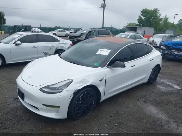 5YJ3E1EA3JF153240 2018 TESLA MODEL 3 - Image 2